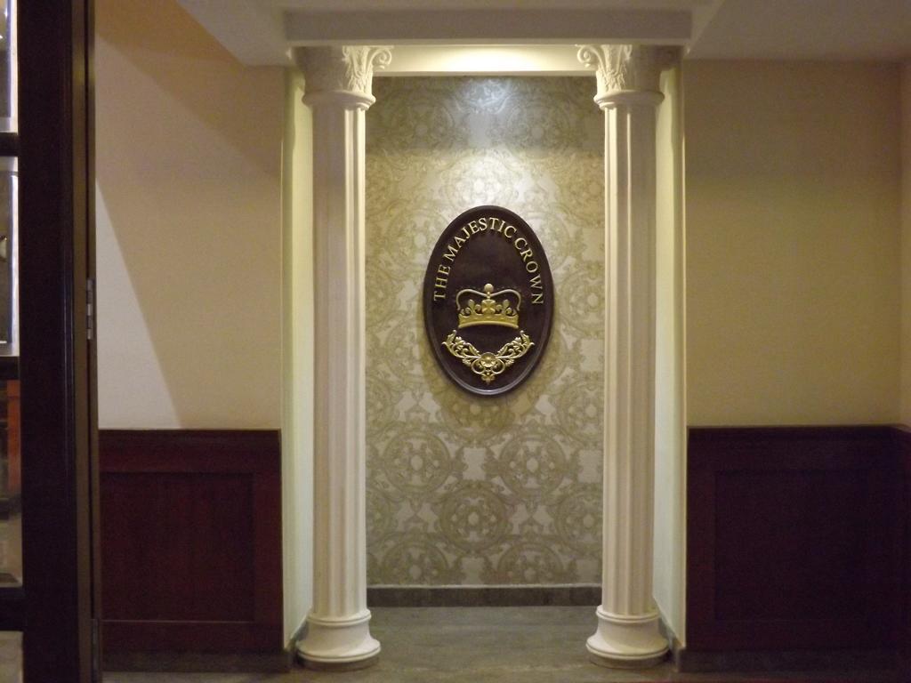 The Majestic Crown Hotel Ooty Ngoại thất bức ảnh