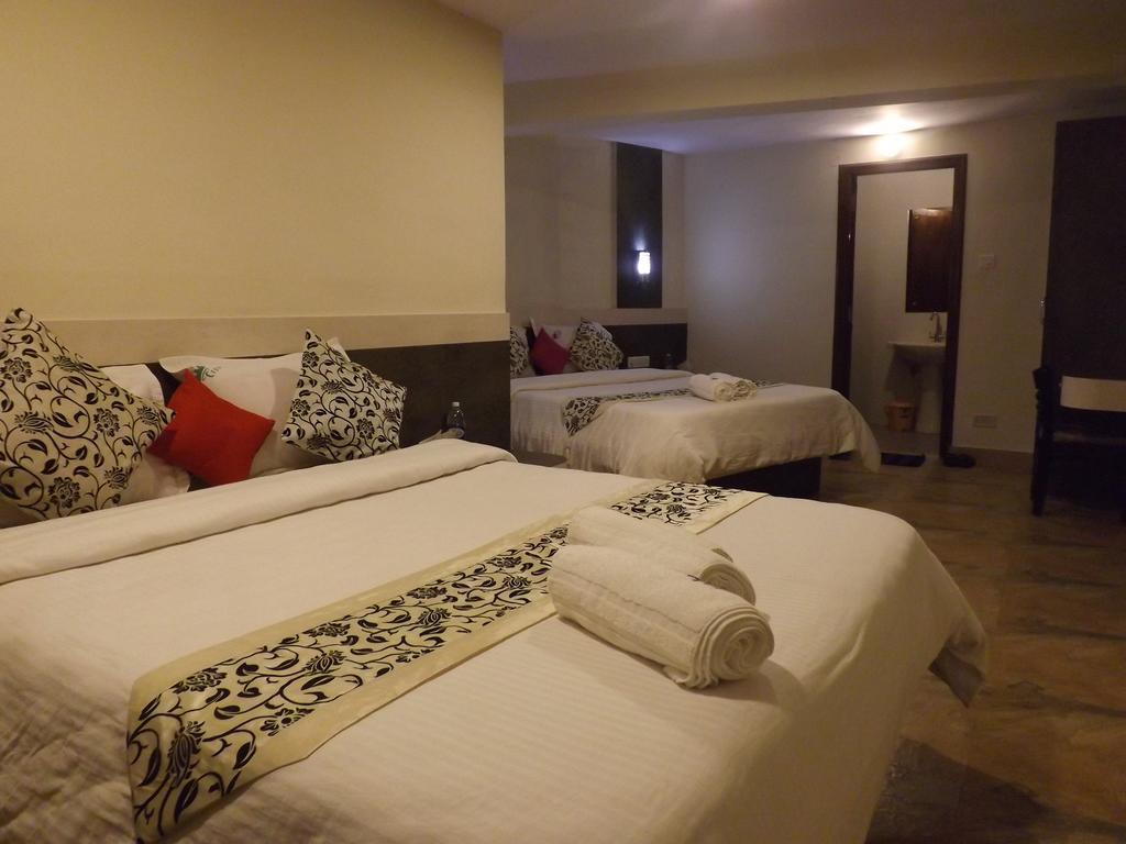 The Majestic Crown Hotel Ooty Ngoại thất bức ảnh