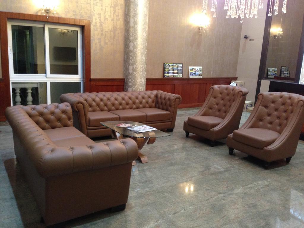 The Majestic Crown Hotel Ooty Ngoại thất bức ảnh