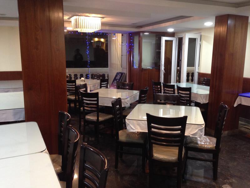 The Majestic Crown Hotel Ooty Ngoại thất bức ảnh