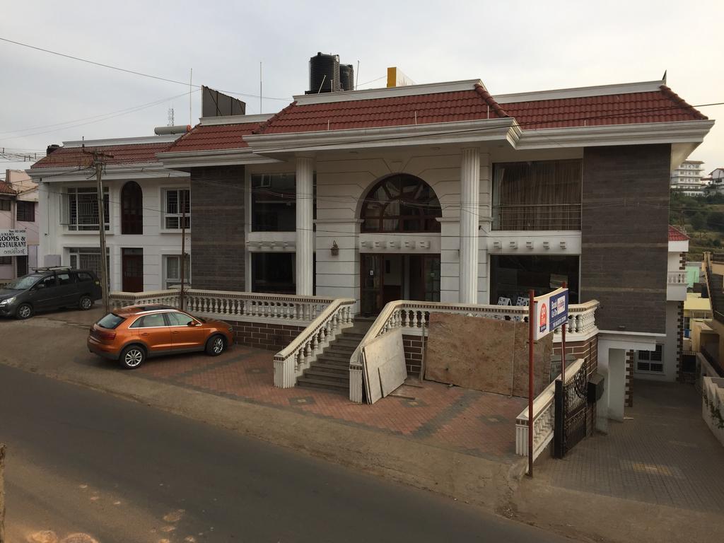The Majestic Crown Hotel Ooty Ngoại thất bức ảnh